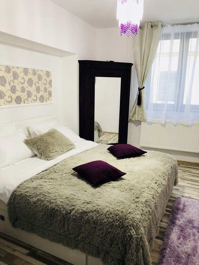 Apartment Queen's