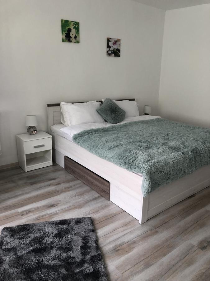 Apartment Queen's